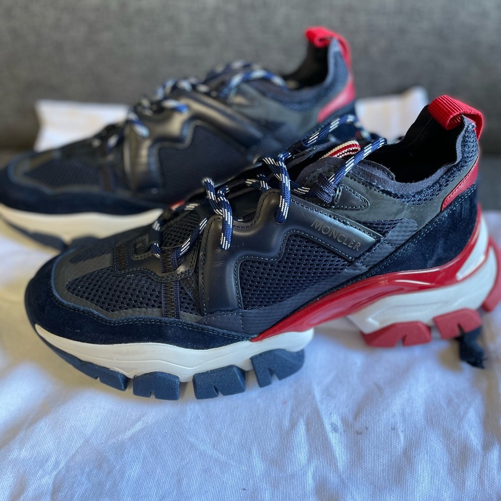 Brand new Moncler shoes size 40 never worn, no box but with Dust bags - Picture 4 of 6